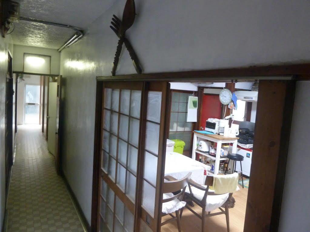 Guest House Neko Neko 丰中 外观 照片